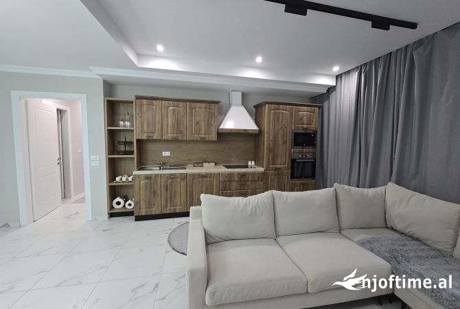 Shtepi ne shitje 2+1 ne Tirane - 430,000 Euro