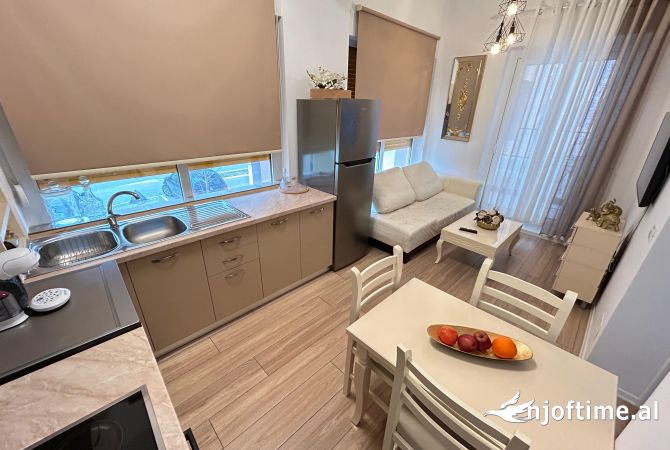 Shtepi me qera 1+1 ne Tirane - 370 Euro