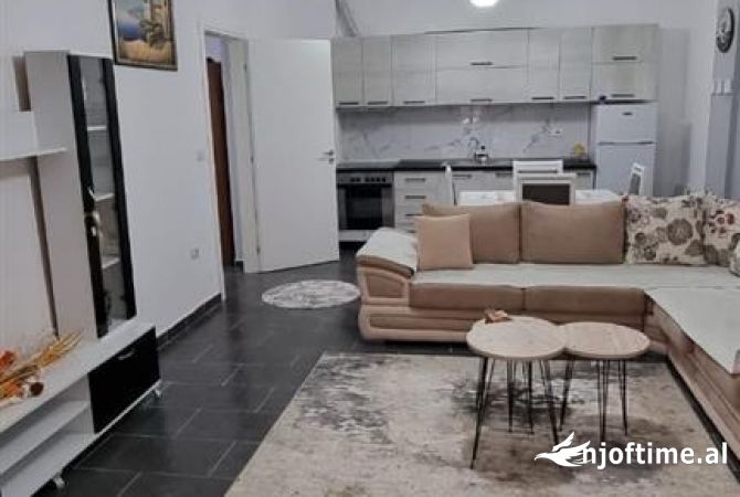 Shtepi me qera 1+1 ne Tirane - 35,000 Leke