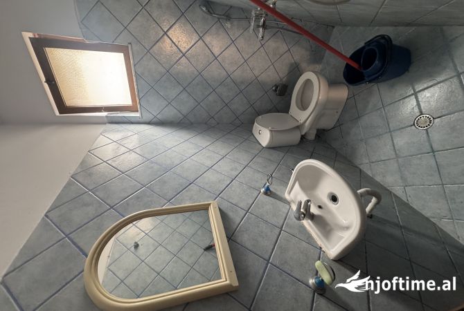 Shtepi me qera Shtepi Private ne Tirane, 1+1, Mobilimi Bosh, pa mobiluar, Pagesa 26,000  Leke.