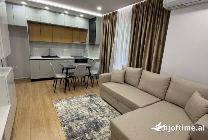 Shtepi me qera 1+1 ne Tirane - 450 Euro