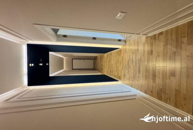 Shtepi me qera Apartament ne Tirane, 2+1, Mobilimi E mobiluar, Pagesa 1,200  Euro.