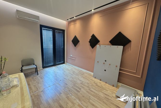 Shtepi me qera Apartament ne Tirane, 2+1, Mobilimi E mobiluar, Pagesa 1,200  Euro.