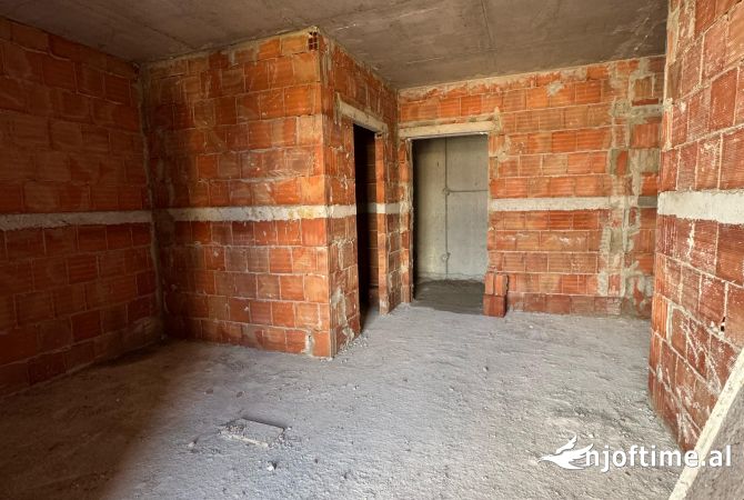 House for Sale Garsoniere in Tirana - 83,000 Euro