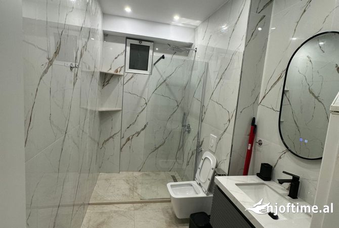 Shtepi me qera Apartament ne Tirane, 1+1, Mobilimi E mobiluar, Pagesa 65,000  Leke.