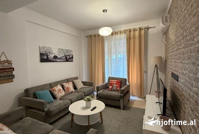Shtepi me qera 1+1 ne Tirane - 550 Euro