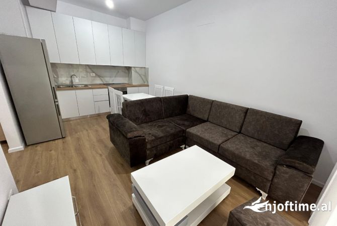 Shtepi me qera 1+1 ne Tirane - 350 Euro