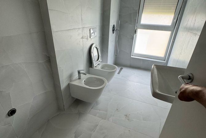 Shtepi me qera Apartament ne Tirane, 1+1, Mobilimi E mobiluar, Pagesa 400  Euro.