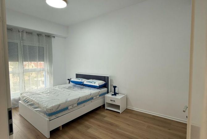 Shtepi me qera Apartament ne Tirane, 1+1, Mobilimi E mobiluar, Pagesa 450  Euro.
