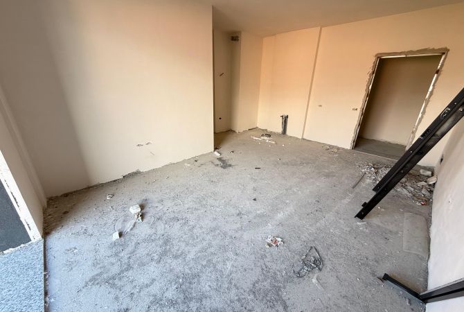 Apartment for sale in Tirana 2+1, Emty