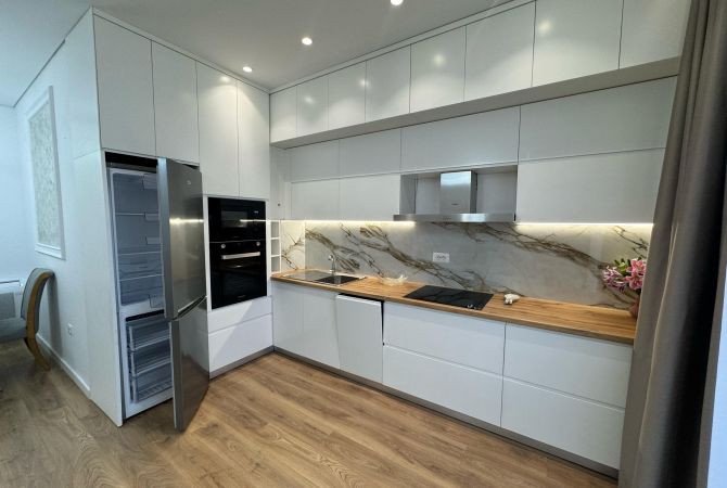 Shtepi me qera Apartament ne Tirane, 1+1, Mobilimi E mobiluar, Pagesa 600  Euro.