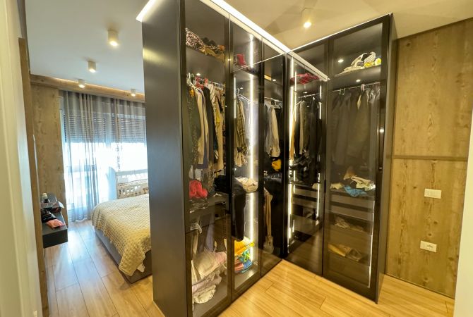 Shtepi me qera Apartament ne Tirane, 2+1, Mobilimi E mobiluar, Pagesa 750  Euro.