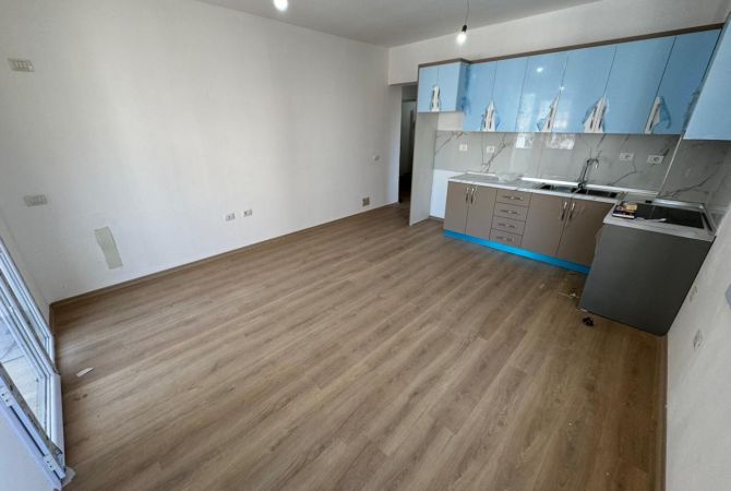 Shtepi me qera 2+1 ne Tirane - 550 Euro