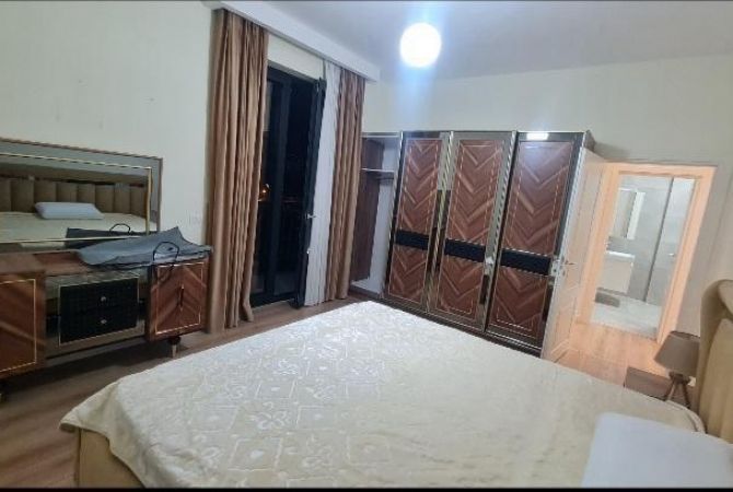 Shtepi me qera 2+1 ne Tirane - 800 Euro