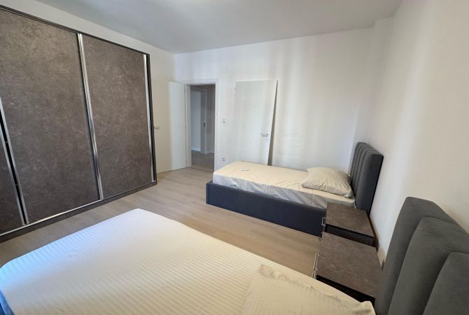 Shtepi me qera Apartament ne Tirane, 2+1, Mobilimi E mobiluar, Pagesa 700  Euro.