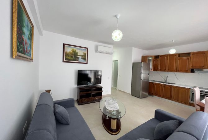 Shtepi me qera 2+1 ne Tirane - 600 Euro