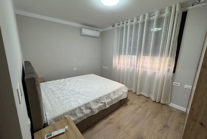 Shtepi me qera Shtepi Private ne Tirane, 1+1, Mobilimi E mobiluar, Pagesa 600  Euro.