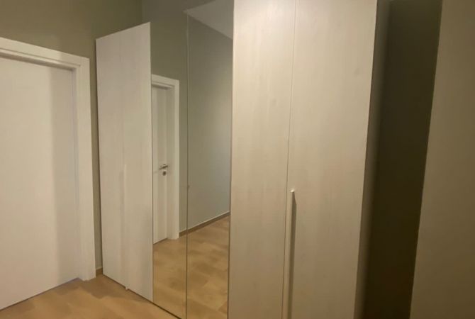Shtepi me qera Apartament ne Tirane, 1+1, Mobilimi E mobiluar, Pagesa 650  Euro.