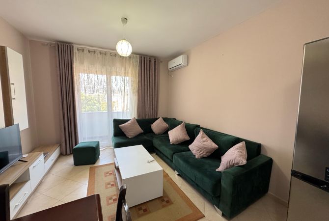 Shtepi me qera 2+1 ne Tirane - 600 Euro
