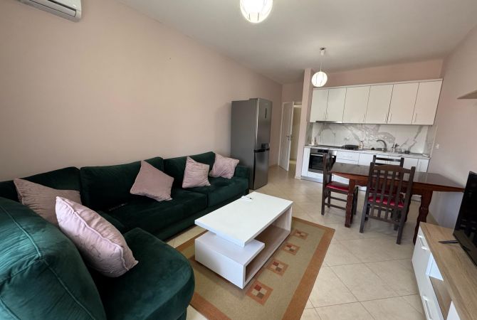 Shtepi me qera 2+1 ne Tirane - 600 Euro