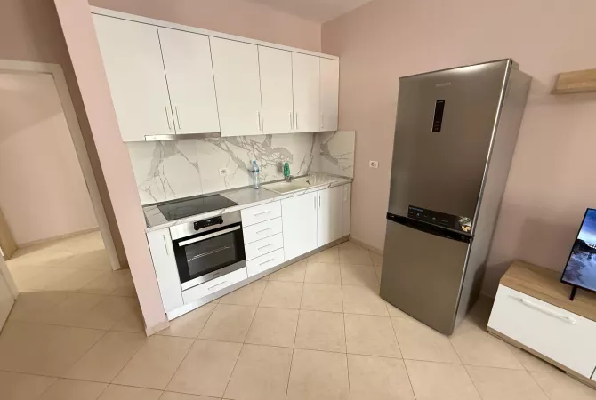 Shtepi me qera Apartament ne Tirane, 2+1, Mobilimi E mobiluar, Pagesa 550  Euro.