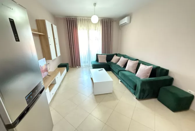 Shtepi me qera 2+1 ne Tirane - 550 Euro