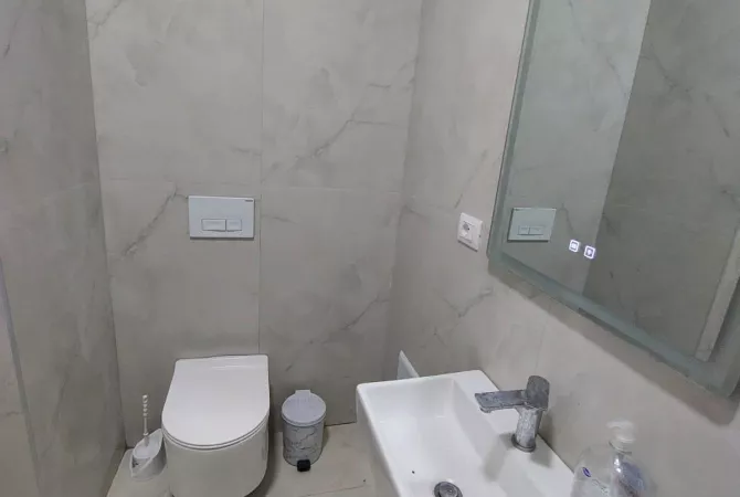 Shtepi me qera Apartament ne Tirane, 1+1, Mobilimi E mobiluar, Pagesa 42,000  Leke.