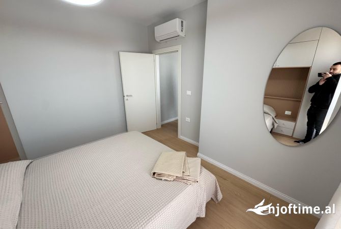 Shtepi me qera Apartament ne Tirane, 1+1, Mobilimi E mobiluar, Pagesa 600  Euro.