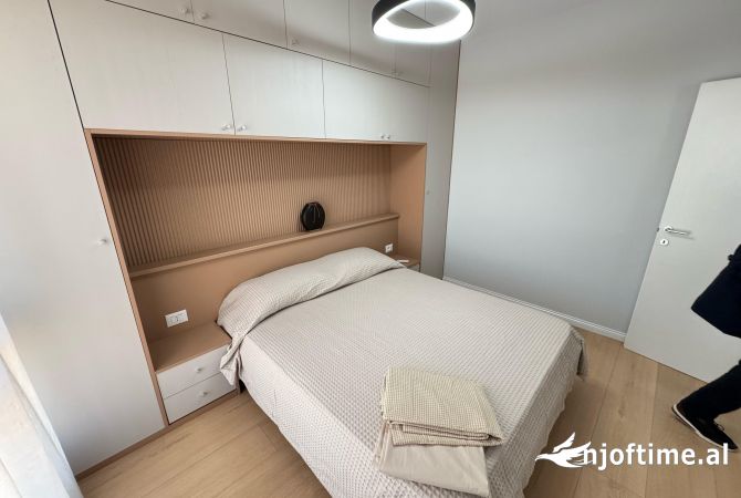 Shtepi me qera Apartament ne Tirane, 1+1, Mobilimi E mobiluar, Pagesa 600  Euro.
