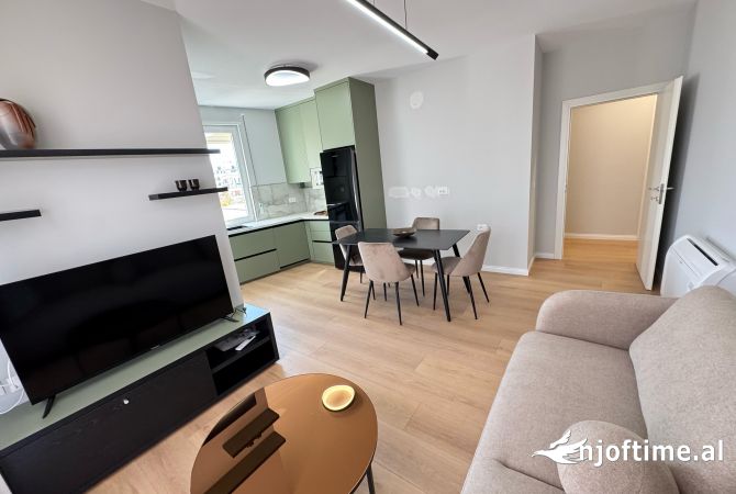 Shtepi me qera Apartament ne Tirane, 1+1, Mobilimi E mobiluar, Pagesa 650  Euro.