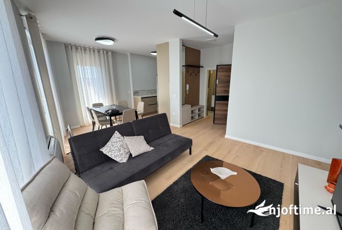 Shtepi me qera 2+1 ne Tirane - 1,200 Euro