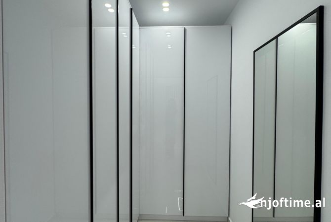 Shtepi me qera Apartament ne Tirane, 1+1, Mobilimi E mobiluar, Pagesa 600  Euro.