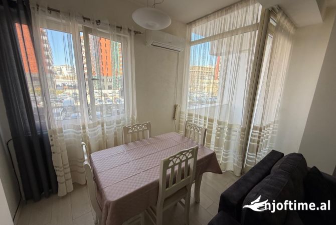Shtepi me qera 2+1 ne Tirane - 600 Euro