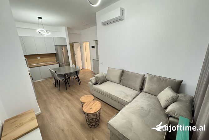 Shtepi me qera 1+1 ne Tirane - 40,000 Leke