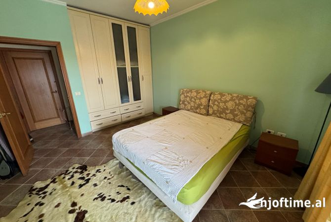 Shtepi me qera Apartament ne Tirane, 1+1, Mobilimi E mobiluar, Pagesa 600  Euro.