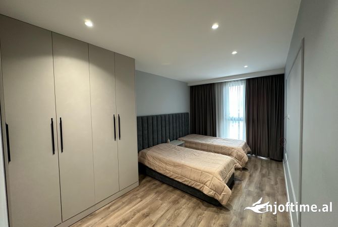 Shtepi me qera Apartament ne Tirane, 2+1, Mobilimi E mobiluar, Pagesa 800  Euro.