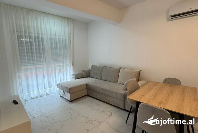 Shtepi me qera 1+1 ne Tirane - 450 Euro