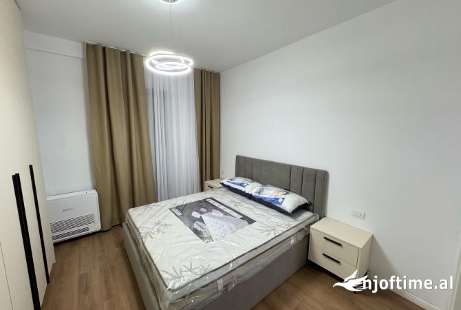Shtepi me qera Apartament ne Tirane, 2+1, Mobilimi E mobiluar, Pagesa 650  Euro.