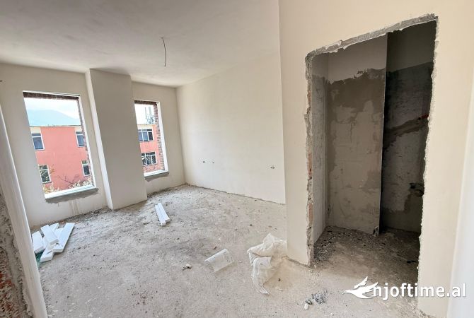 Shtepi ne shitje 2+1 ne Tirane - 150,000 Euro