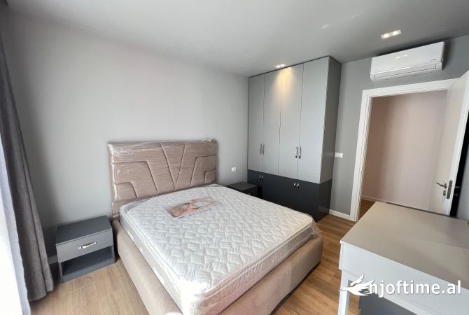 Shtepi me qera Apartament ne Tirane, 2+1, Mobilimi E mobiluar, Pagesa 800  Euro.
