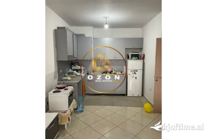 Shtepi me qera 2+1 ne Tirane - 450 Euro