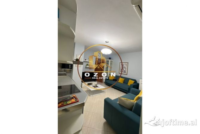 Apartament 2+1 me Qera,Pranë Shkollës së Kuqe