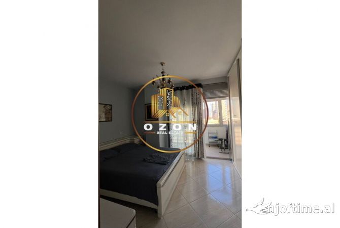 Shtepi me qera Apartament ne Tirane, 2+1, Mobilimi E mobiluar, Pagesa 650  Euro.