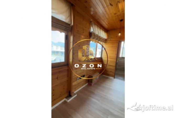 Shtepi ne shitje Apartament ne Tirane, 2+1, Mobilimi E mobiluar, Pagesa 235,000  Euro.