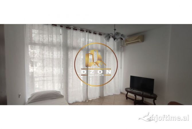 Shtepi me qera Apartament ne Tirane, 2+1, Mobilimi E mobiluar, Pagesa 700  Euro.