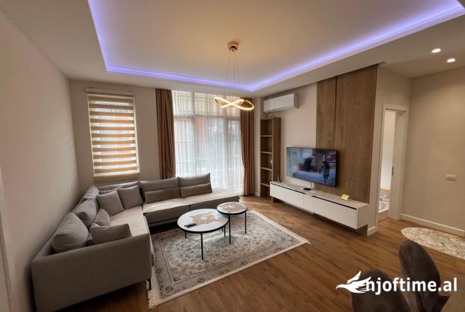 Shtepi ne shitje 3+1 ne Tirane - 215,000 Euro