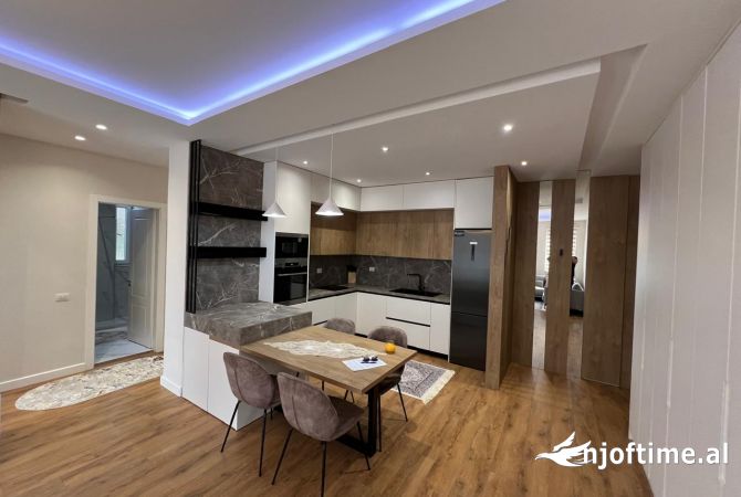 Shtepi ne shitje 3+1 ne Tirane - 215,000 Euro
