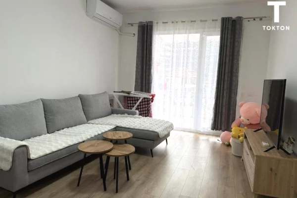 Shtepi ne shitje Apartament ne Tirane, 2+1, Mobilimi E mobiluar, Pagesa 150,000  Euro.