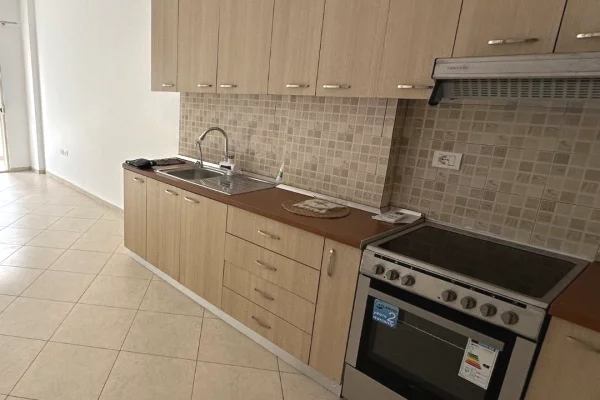 Apartament 1+1 + Post Parkimi , Kopshti Botanik