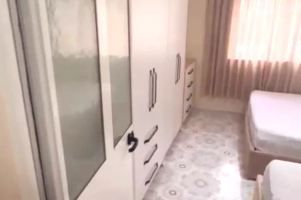 Shtepi me qera Apartament ne Tirane, 1+1, Mobilimi E mobiluar, Pagesa 45,000  Leke.